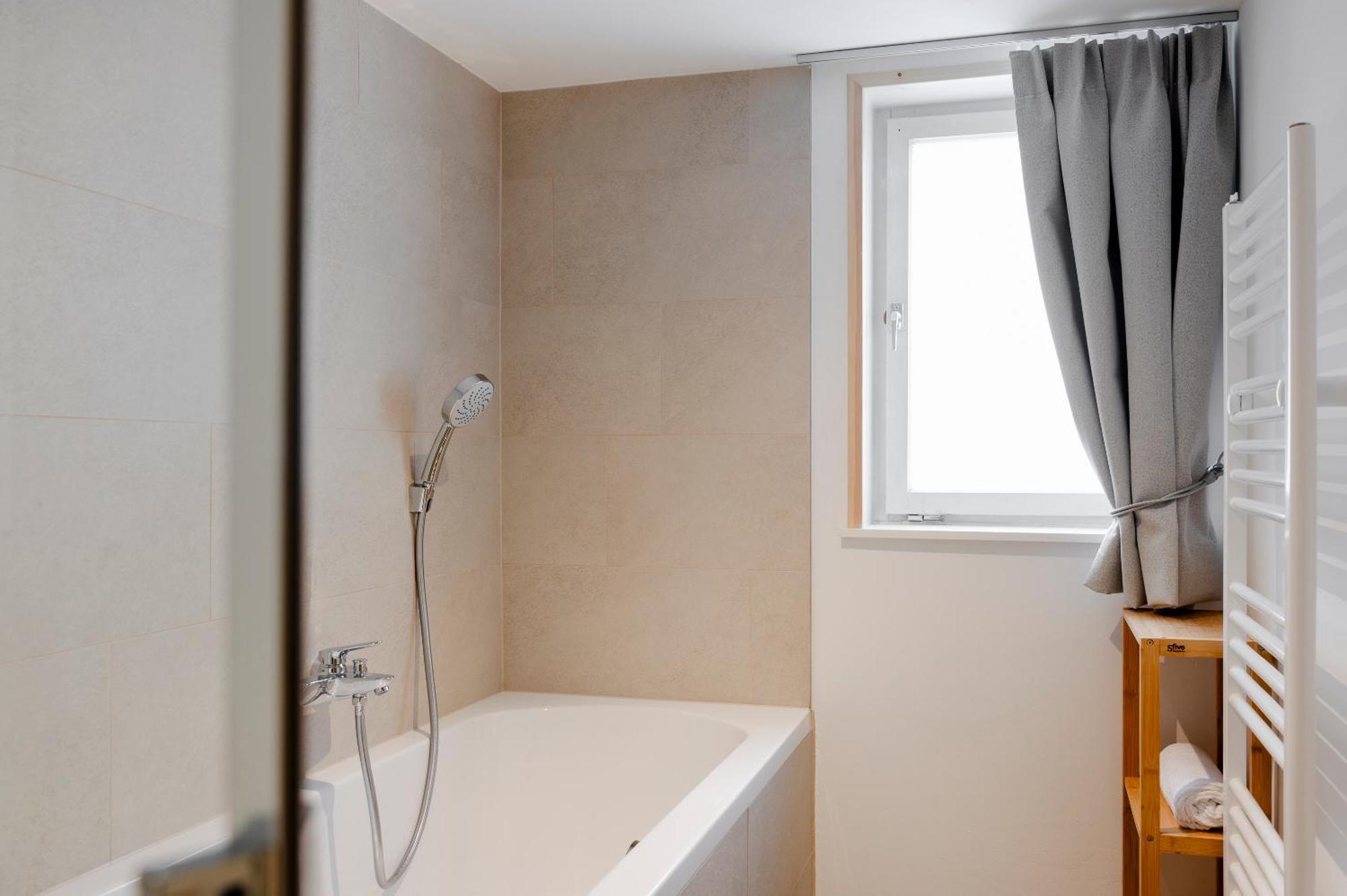 Haus Barbara Apartment Wald am Arlberg Ngoại thất bức ảnh